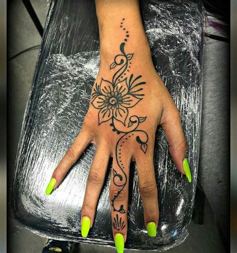 Tribal Tattoo Designs For Women Hand
