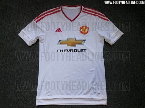 Adidas Manchester United 15 16 Kits Revealed Footy Headlines