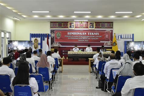 Tingkatkan Kualitas Pelayanan Publik Diskominfosantik Gelar Bimtek