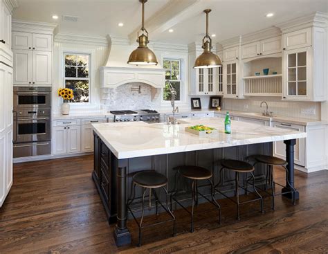 The style isn't just for modern spaces (although dark stone or corian counters certainly look sleek and sophisticated, especially when paired with crisp white cabinets). East Coast-style Shingle Home for Sale - Home Bunch ...
