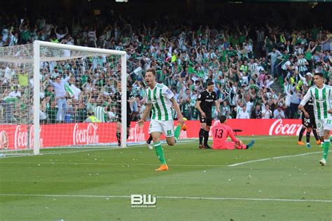 Both teams haven't won their last match in real betis balompie scores 1.48 goals when playing at home and fc sevilla scores 1.53. El primer propósito del nuevo año. Previa Real Betis ...