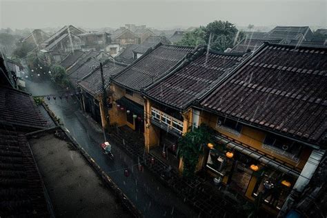 Cuaca pada umumnya diprakirakan berawan. BMKG Prediksi Cuaca Surabaya Hari Ini Hujan Cukup Lama