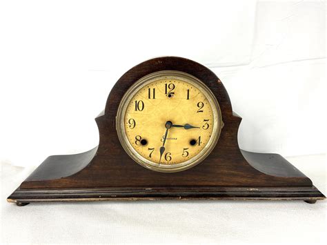 Sessions 8 Day Pendulum Mantle Clock For Parts Repair Etsy Mantle Clock Clock Vintage Clock