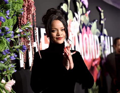 Rihanna Teases Upcoming New Fragrance Fenty Parfum