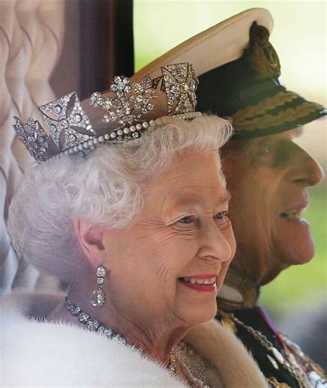 63 Jaar Troon Elizabeth Ii Royal Jewels Her Majesty The Queen