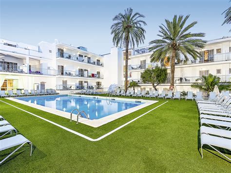 Maybe you would like to learn more about one of these? Hotel Eix Alcúdia in Alcúdia bei alltours buchen