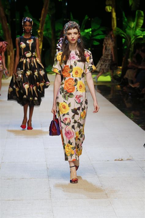 Dolce And Gabbana Spring Summer 2017 Womens Collection