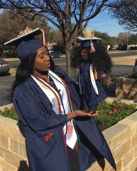 Graduation Time Is Right Around The Corner 🥰 Look At These Twins Tammybcreations Creates Look A