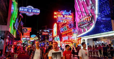 10 Crazy Ways To Experience The Kickass Nightlife In Bangkok