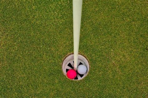 Two Golfers In Yorkshire Get Back To Back Hole In Ones On The Same Hole Beating Odds Of 17
