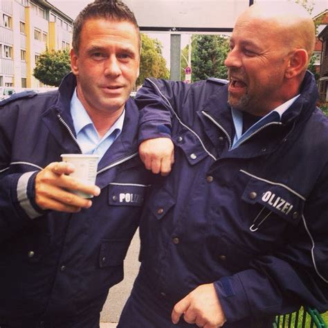 ►alle fälle von auf streife im abo!►klinik am südring auf youtube►die ruhrpottwache auf youtube►ganze folgen von „auf streife►ganze. Marc Westerhoven - as-fanpages Webseite!