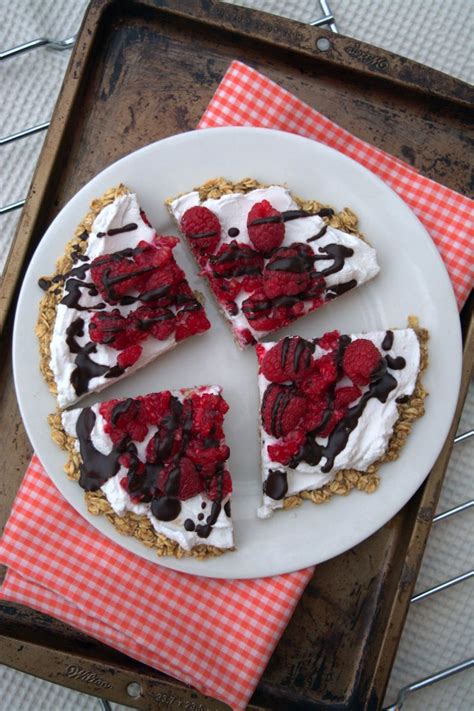 When you make these shortbread cookies with almond meal, your almond meal cookies will be gluten free and have only 4 grams of carbohydrates per cookie. Party Time Dessert Pizza (dairy-free, gluten-free, vegan ...