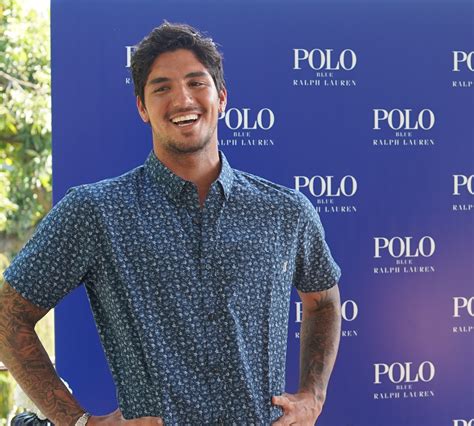 Gabriel medina interfere a onda de caio ibelli para evitar uma possível virada. Gabriel Medina pede mais esquerdas no circuito mundial: 'Meio injusto' | Radicais - O Globo