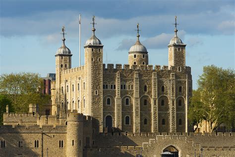A Visitors Guide To The Tower Of London