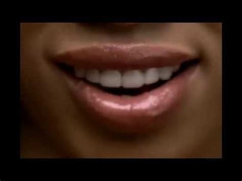 This is for your entertain. Hey little mama let me whisper in your ear - YouTube