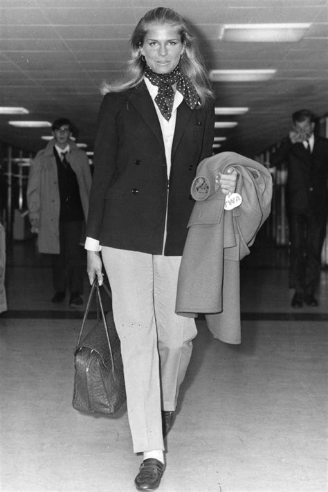30 Photos That Perfectly Capture Candice Bergen S Timeless Beauty Stile
