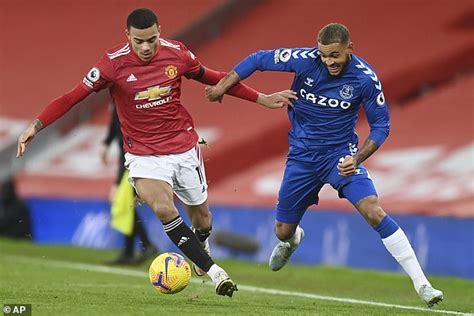 England can join italy, belgium and the netherlands in the last 16 of euro 2020 if the three lions get the better of the times of india | jun 19, 2021, 00:35:23 ist. Euro 2020: Gary Neville says England's Phil Foden and ...