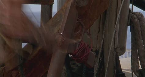 Naked Jeanne Tripplehorn In Waterworld