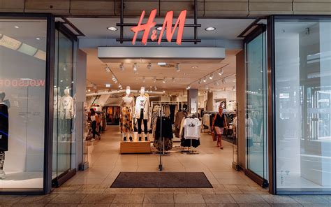 H&m's business concept is to offer fashion and quality at the best price in a sustainable way. H&M im Tibarg Center
