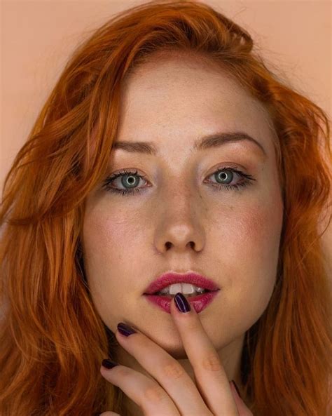 Pin By Petr Novotny On Redheads Red Hair Woman Red Hair Pale Skin