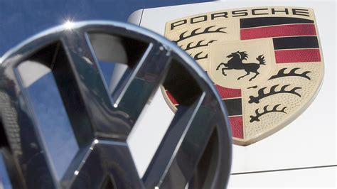 Erfolg für das Autounternehmen Porsche Börsengang bringt Volkswagen 9
