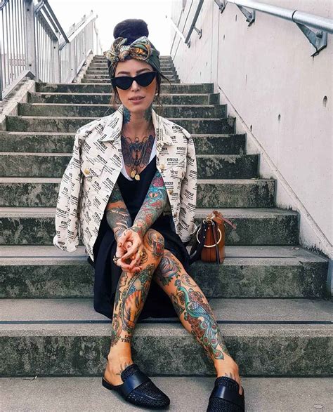 Tattooed Model And Fashion Blogger Sammi Jefcoate Inkppl Fashion Blog Inspiration Fashion
