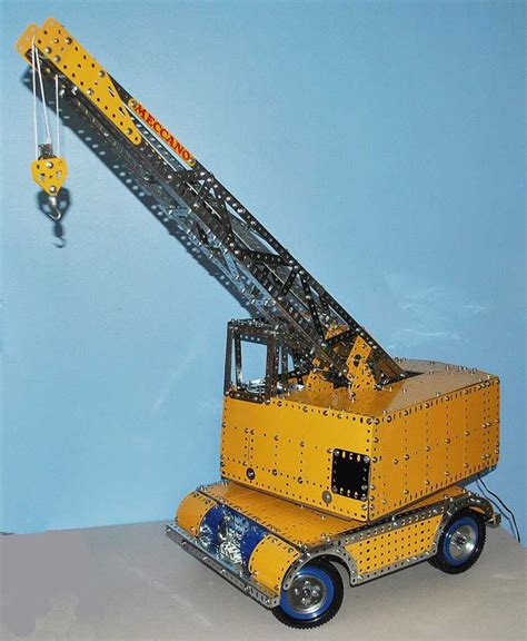 Meccano Model Page 68 Meccano Coles Six Ton Mobile Crane Meccano