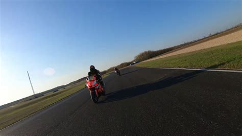 I was much more comfortable, bike was more stable, i was much more confident, my wrists didn't hurt at all, and my back was relaxed. Daytona 675 R vs. Moriwaki Moto2 - YouTube