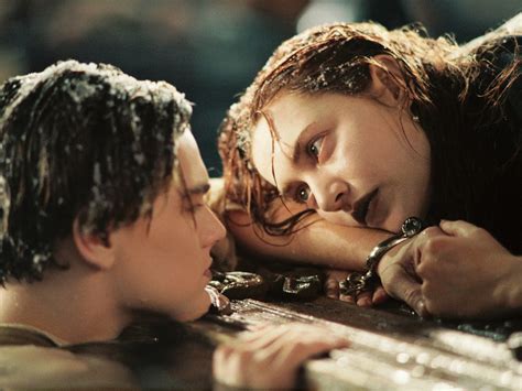 Titanic Infamous Plot Hole Was Explained By James Cameron Years Ago Gig Gossip