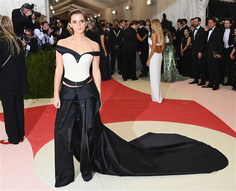 Met Gala 2016 Emma Watson In Calvin Klein Tom Lorenzo