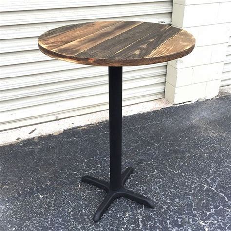 How long should it take to make a table out of pallet? Made of reclaimed weathered pallet wood, this table top is ...