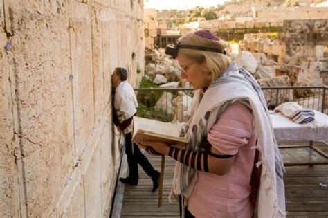 Jerusalem Construction Begins On Western Wall Section For Egalitarian