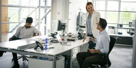 Building a Dream Team: Why Strong Employee Relationships Matter - Kivo