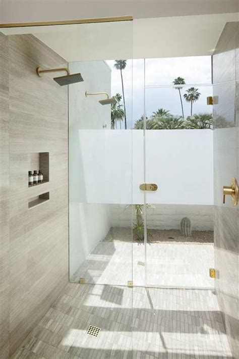 43 Indooroutdoor Showers That Will You To Small Paradise Homemydesign