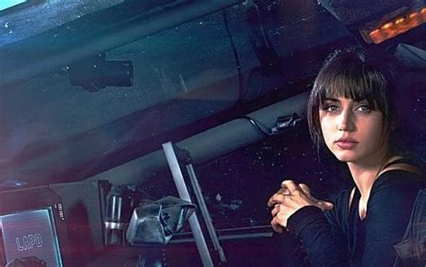 Fair use, i do not own this video. blade-runner-2049-joy | Oblikon.net