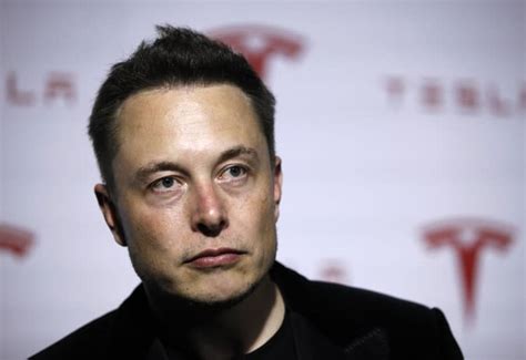 Elon Musk Takes His Fight Right To Chris Christie