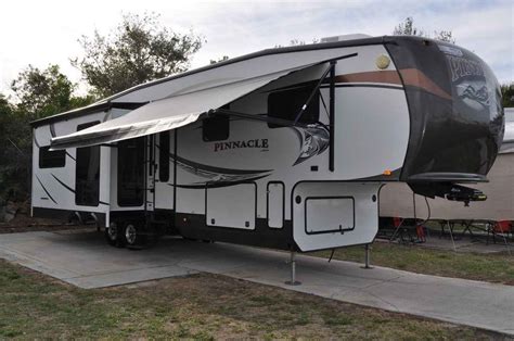 At big boy's toys, we are proud to offer the lowest prices on fifth wheels for sale on vancouver island. 2013 Used Jayco PINNACLE 36 REQS Fifth Wheel in Florida FL