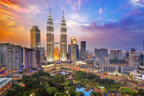 Sultan abdul aziz shah airport (szb) serves as a regional airport with limited mainland flights. Kuala Lumpur Attractions by Areas - What to See in Kuala ...