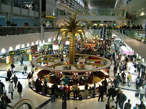 Dubais Airport Overtakes Londons Heathrow As Worlds Busiest Airport