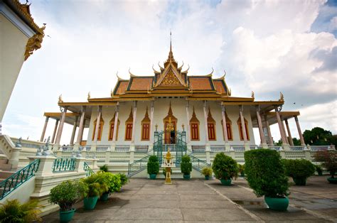 Royal Palace Phnom Penh Palace In Phnom Penh Thousand