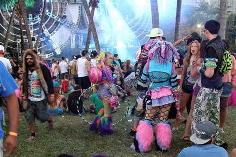 Ultra Music Festival 2013 Photos People We Loved At Weekend 1 Nsfw