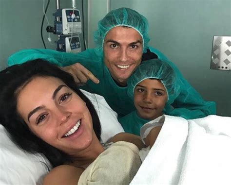 La coahuilense es amante de mostrar sus mejores pasos de. Nace Alana, la primera hija de Cristiano Ronaldo y ...