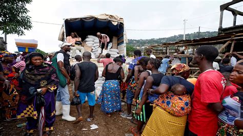 Sierra Leone Buries 461 Mudslide Victims More Still Missing Emtv Online
