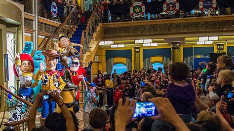 Pixar Pals Party Is A Musical Meet And Greet Deck Party Starring