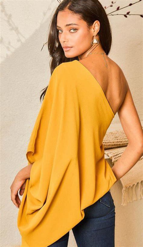 One Shoulder Long Sleeve Unbalanced Blouse Top Length Is 31 12 Inches