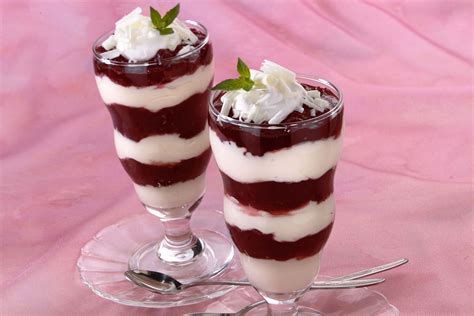 Recipe with cranberry juice cranberry recipes sauce recipes beef recipes ocean spray cranberry cocktail meatballs everyday dishes chutney tasty recipe. Ocean Spray Recipes - Cranberry White Chocolate Parfaits ...