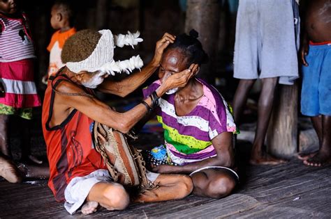 Jul 27, 2020 · dayak, asmat, dan dani merupakan contoh keragaman … bangsa di indonesia. Asmat: Suku Titisan Dewa di Bumi Papua : Tradisi - Situs ...