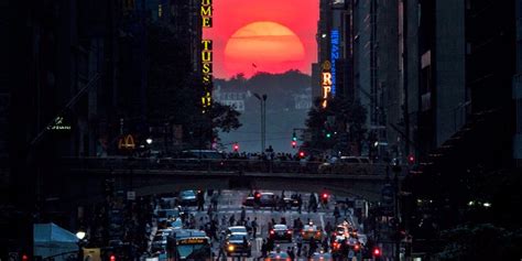A Stunning Manhattanhenge Sunset Is Happening On Friday And Saturday