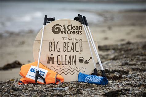 Join Clean Coasts Big Beach Clean 2019 Coast Monkey