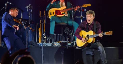 Get the bart peeters setlist of the concert at lotto arena, merksem, belgium on november 29, 2019 from the bart peeters deluxe tour and other bart peeters setlists for free on setlist.fm! Bart Peeters breit er nog eens drie extra concerten aan ...